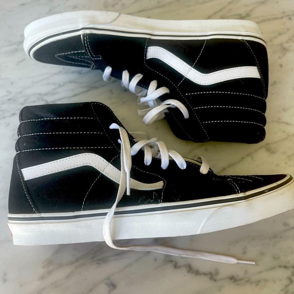 Men’s size 11 high top black vans